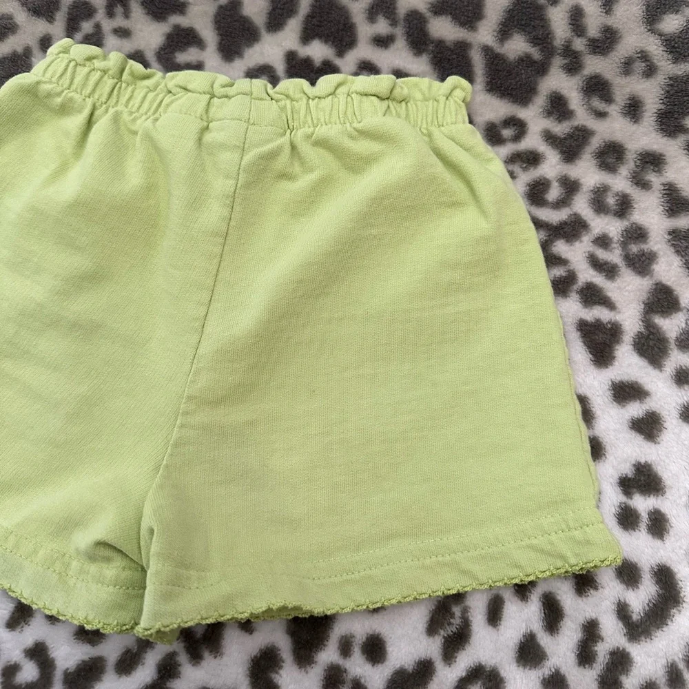 Y2K Gymboree Knit Shorts in Light Green Size Small 3 Years